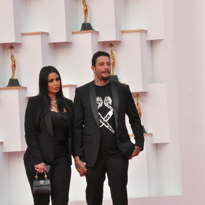 أحمد الفيشاوي وزوجته 