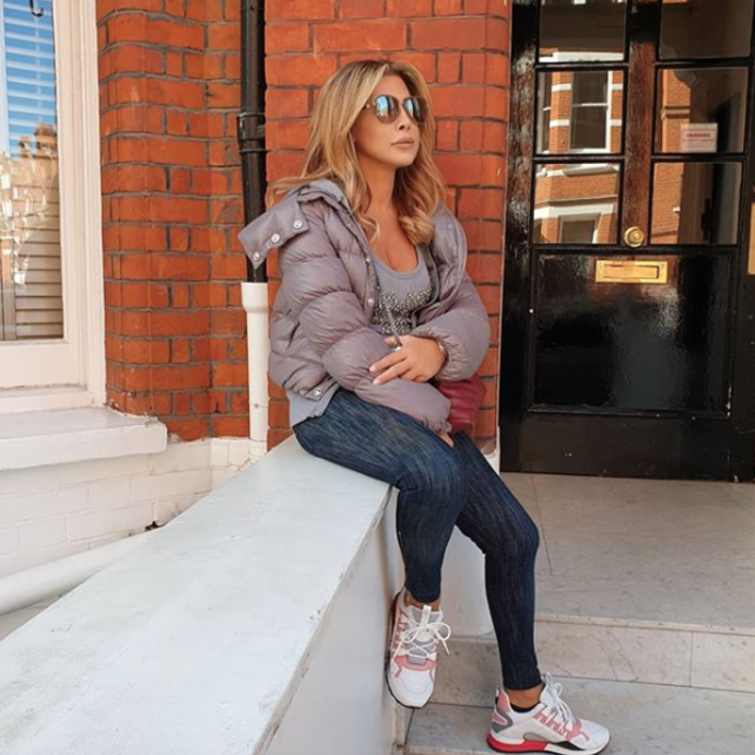 نوال الزغبي باطلالة كاجوال