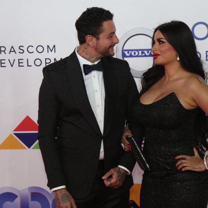 أحمد الفيشاوي وزوجته 