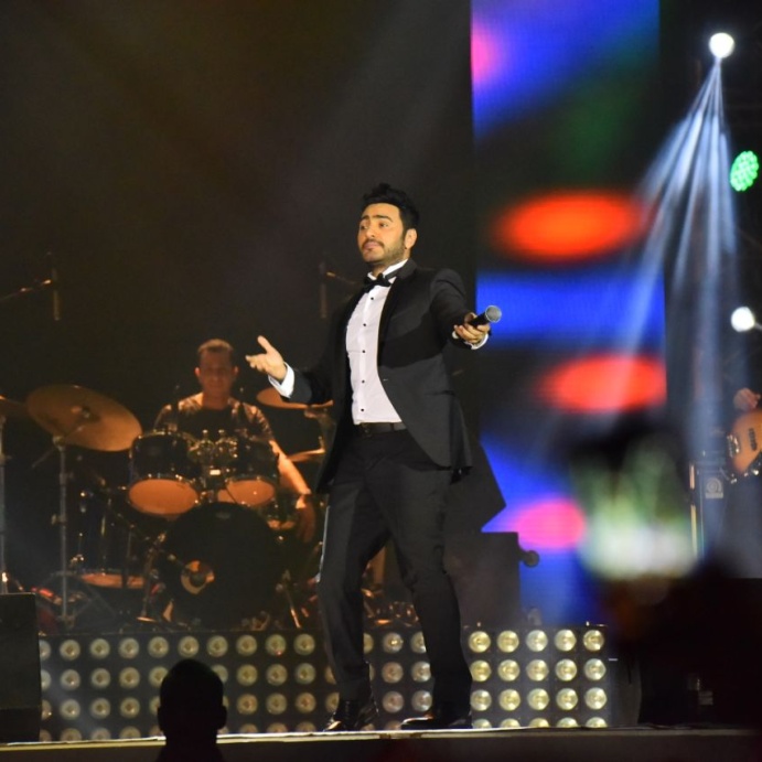 حفل تامر حسني في السعوية