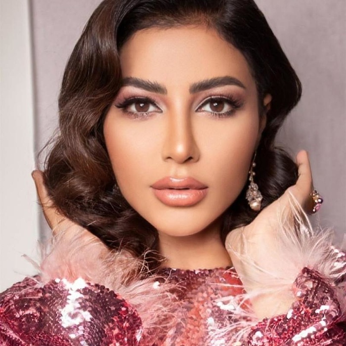 مهيرة عبد العزيز 