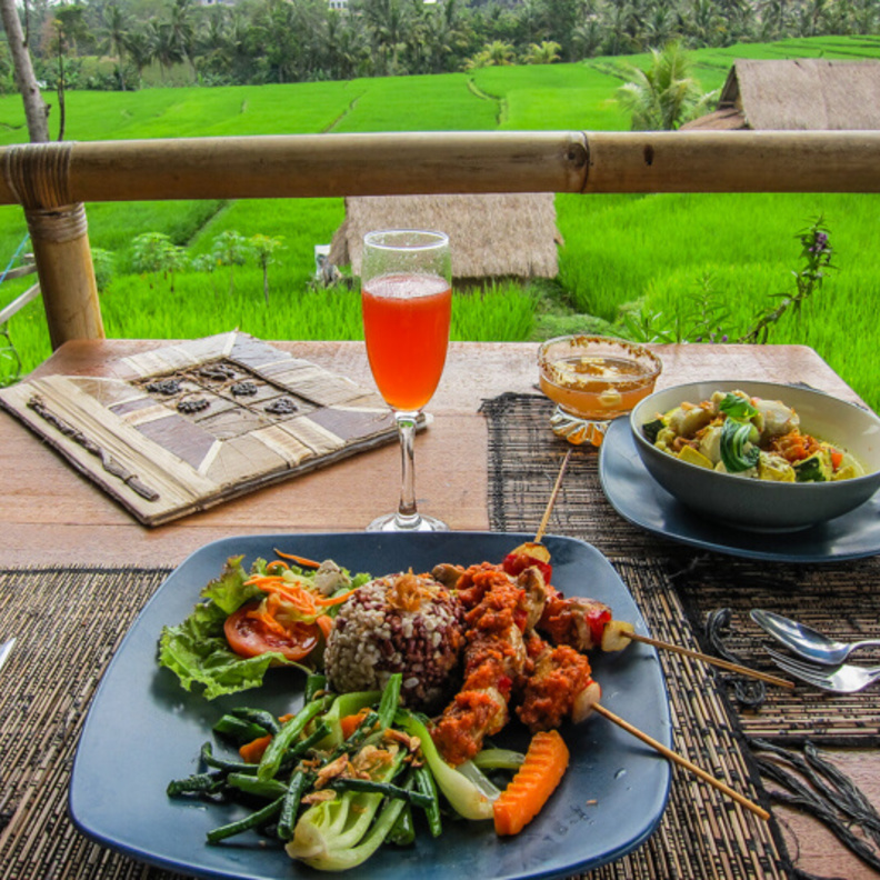 مطعم  Samadi Bali