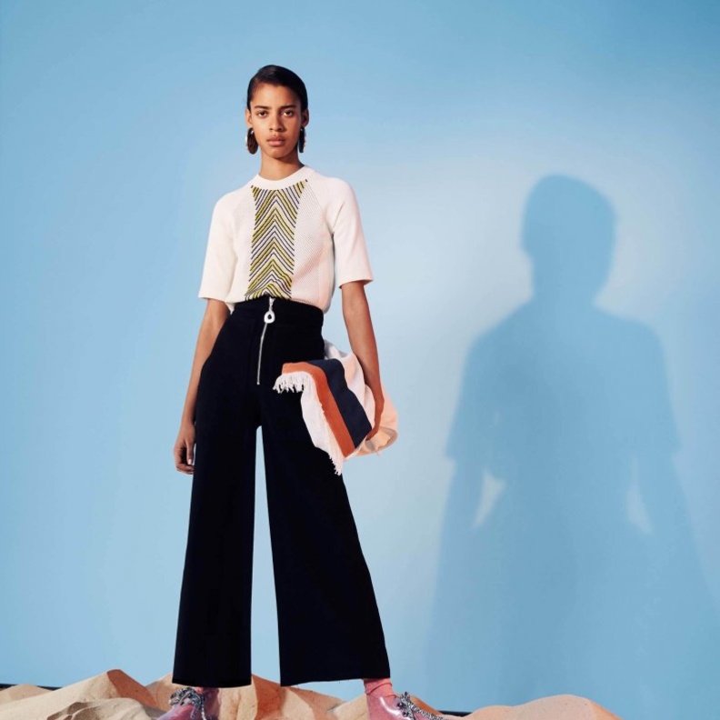 ستيلا مكارتني من علامات الموضة الفاخرة التي تهتم بالبيئة.