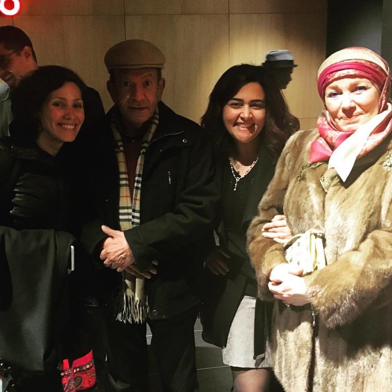 عرض "يوم من الأيام"