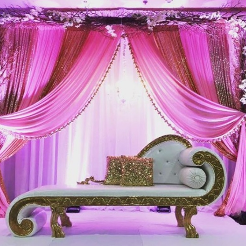 كوشة اعراس بتصميم فخم و جذاب