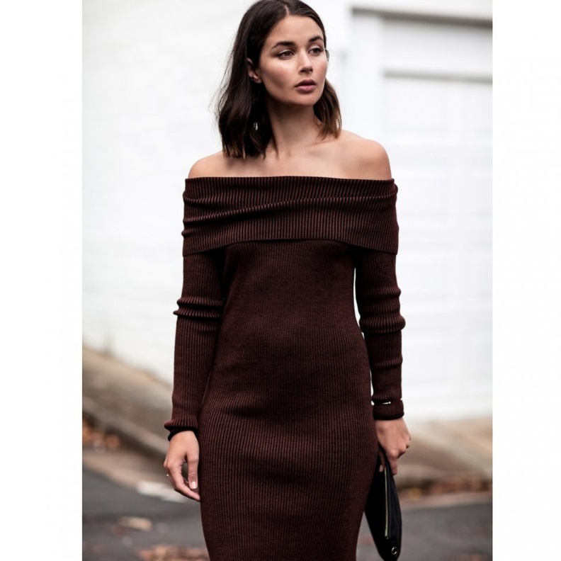 الاوف شولدر موضة مازالت رائجة في شتاء 2018