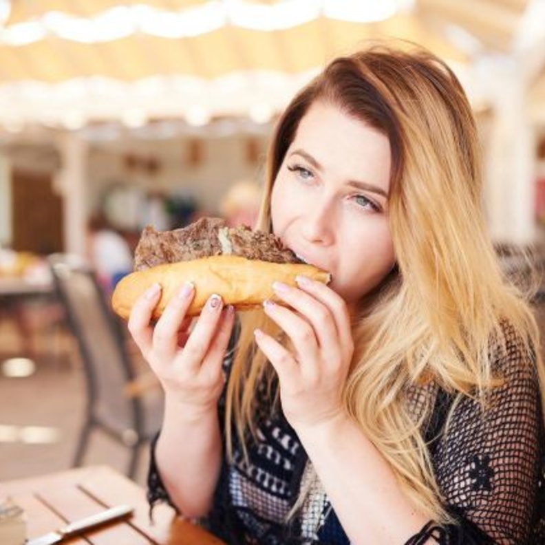 الإفراط في تناول الللحوم يسبب السكري