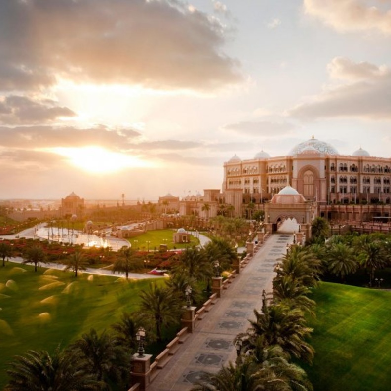 فندق ويستن إكسلزيور في حي فيا فينيتو أحد أشهر الفنادق الفخمة في مدينة روما وأكثرها عراقة