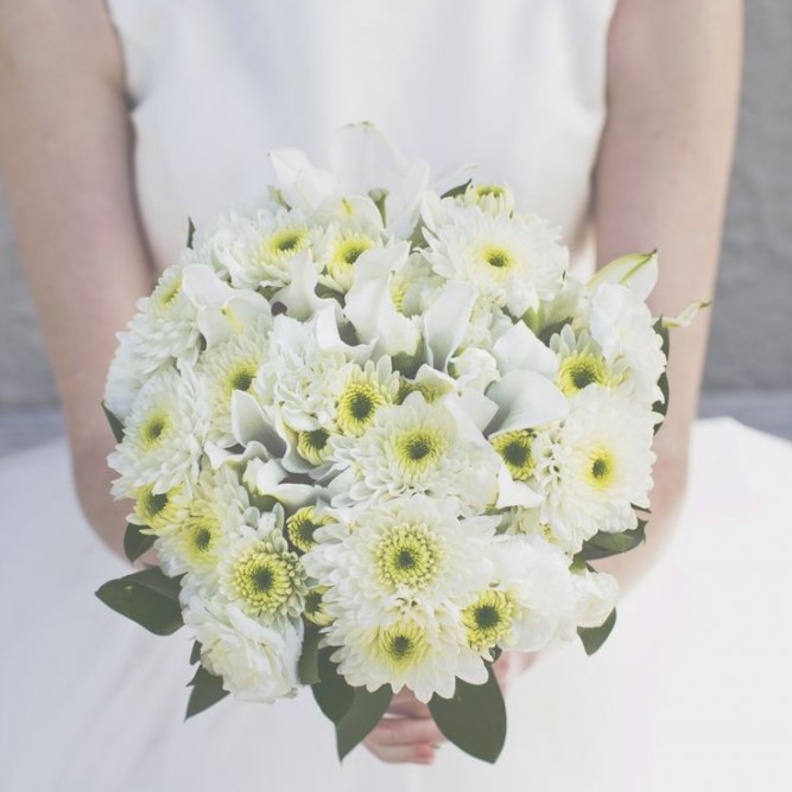 حلوى زفاف على شكل ازهار الاقحوان