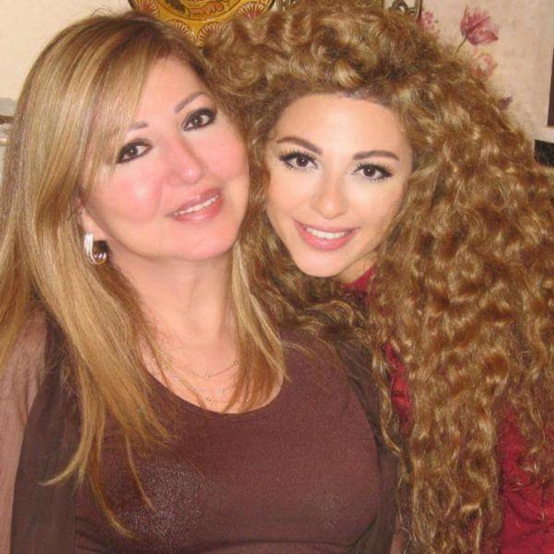 عيد الام 2017 مع ميريام فارس ووالدتها