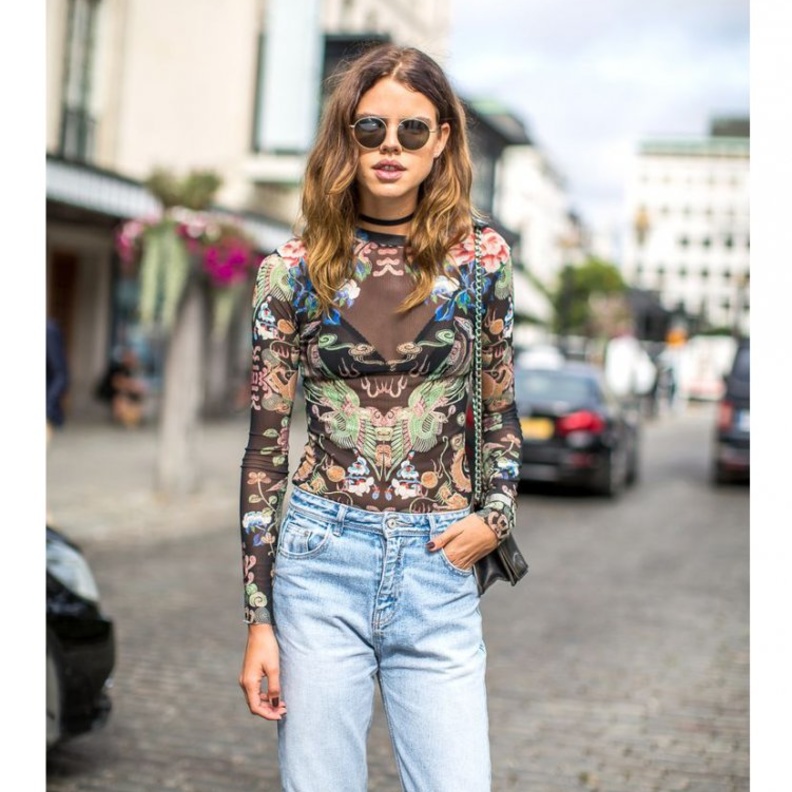 Stella McCartney بنطلون جينز مزين بالنجوم من