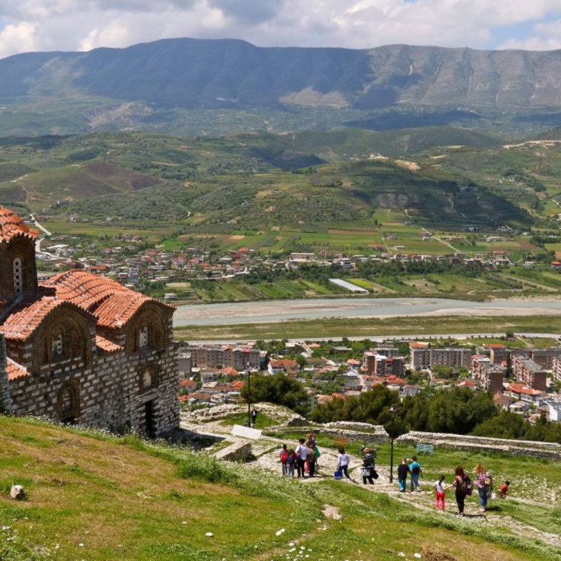 المعالم التاريخية في بيرات