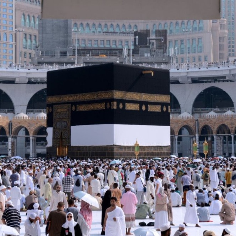 يوم الترويه يبدأ الحجاج فيه بالخروج من مكة.