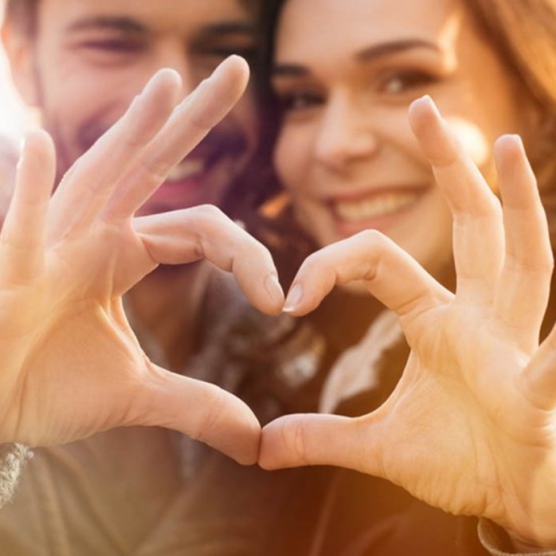 تقبل كل طرف وتفهمه للآخر من معايير نجاح العلاقة الزوجية