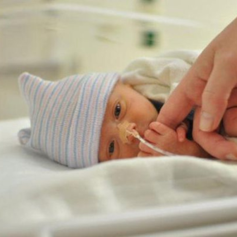 وزن الجنين المناسب عند الولادة