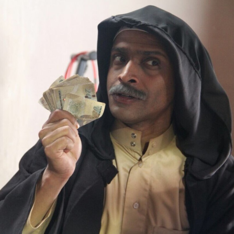 حبيب الحبيب الأفضل فنيا في مهرجان الكوميديا بأبها