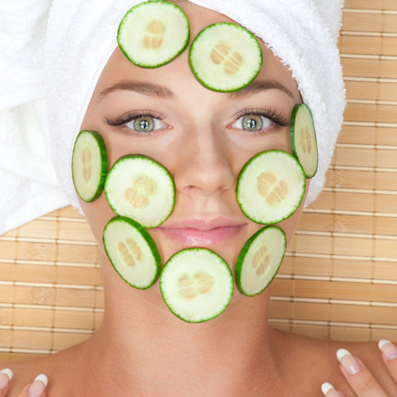 العناية ببشرة العروس في شهر العسل امر ضروري جدا.