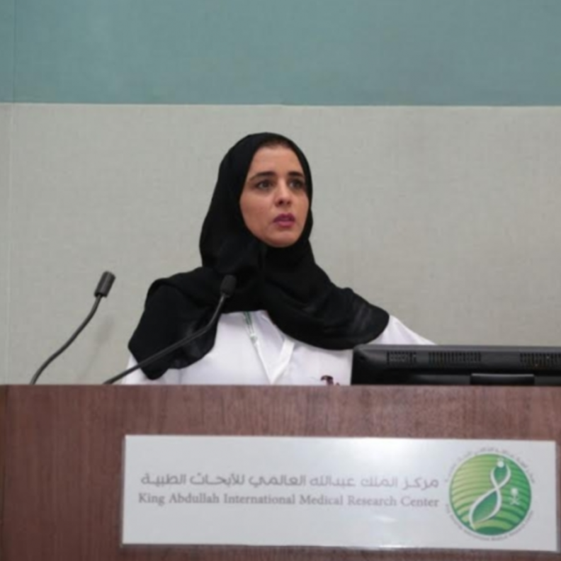 ترأست الدكتورة حنان بلخي الكثير من المناصب