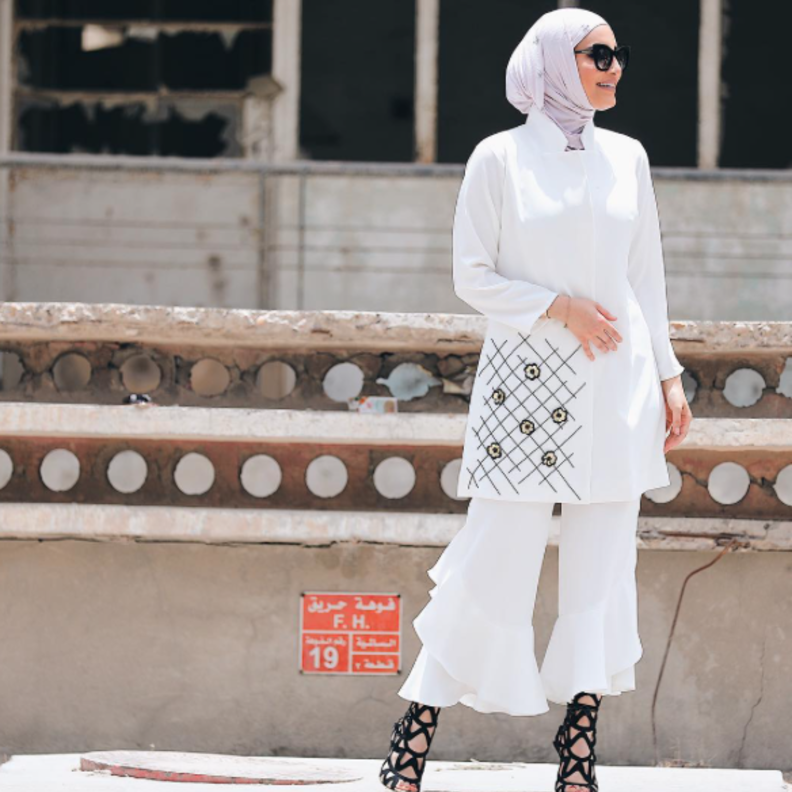 استوحي اطلالاتك الشبابية بالصنادل الملفتة من الفاشينيستاز