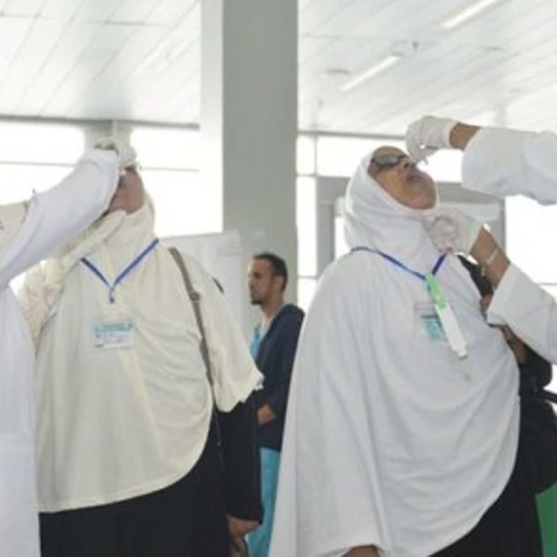 تقدم السعوديات الخدمات الصحية للحجاج