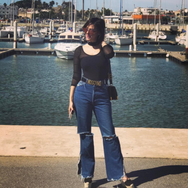 بسمة بوسيل بإطلالة يومية ناعمة