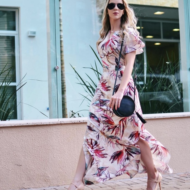 فستان من Erdem