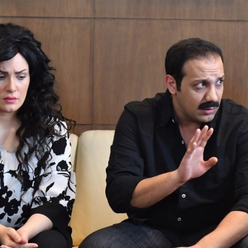 يطمع أبناء إقبال بأموال إرث خزنة