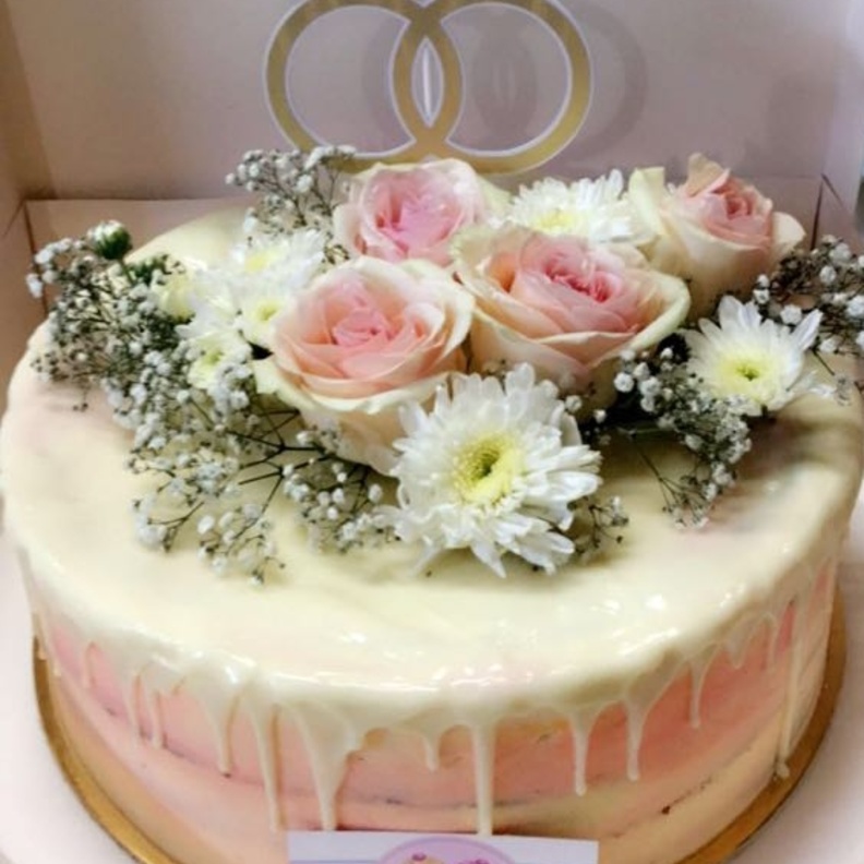 افكار متنوعة في تصميم الكيك من أم طلال