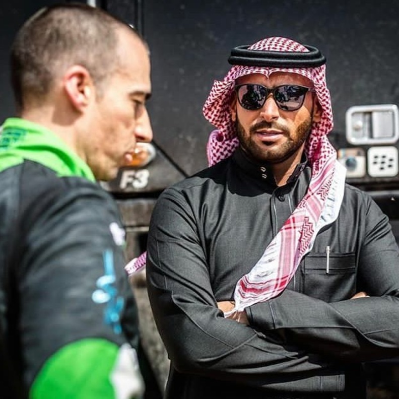 يزيد الراجحي بطل الراليات