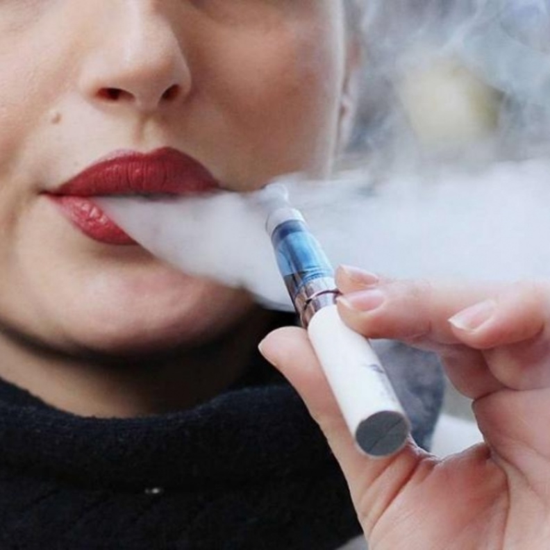 السجائر الإلكترونية تسبب أمراض القلب