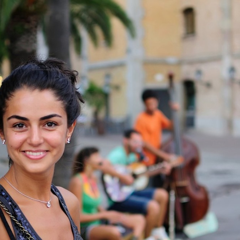 اسأل السكان المحليين دون خجل