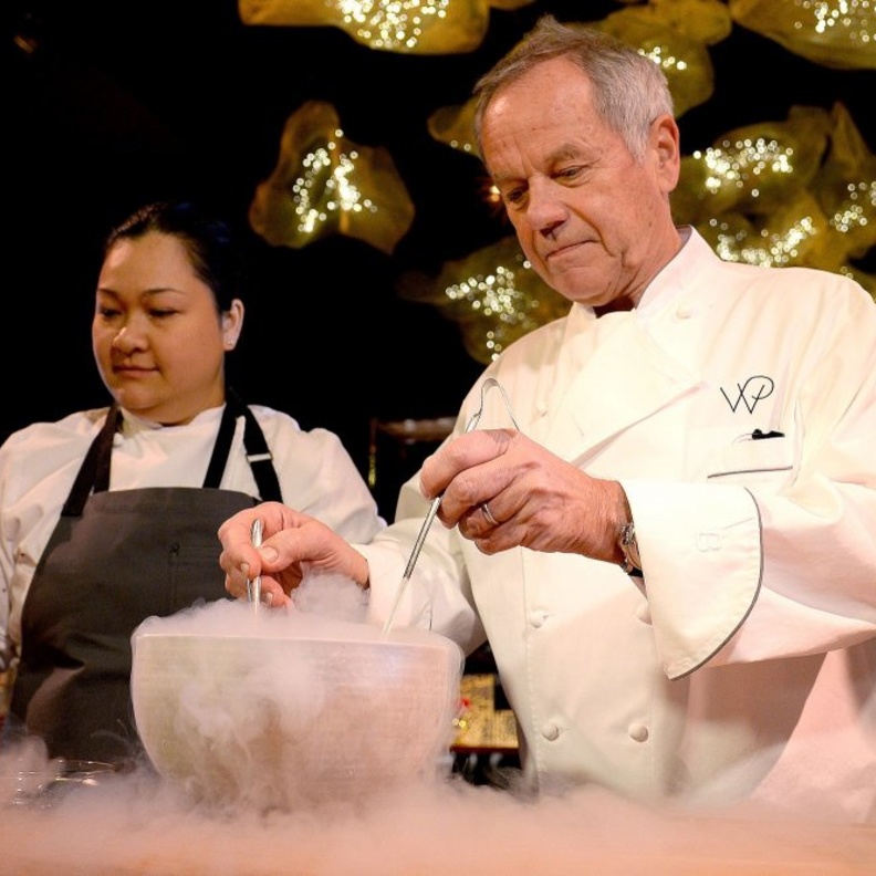 الطاهي الشهير وولفغانغ باك