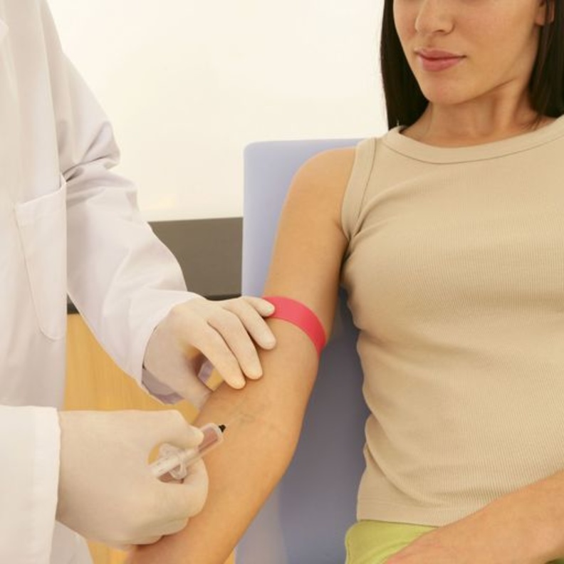 اضرار الصيام على الحامل في الشهور الاولى