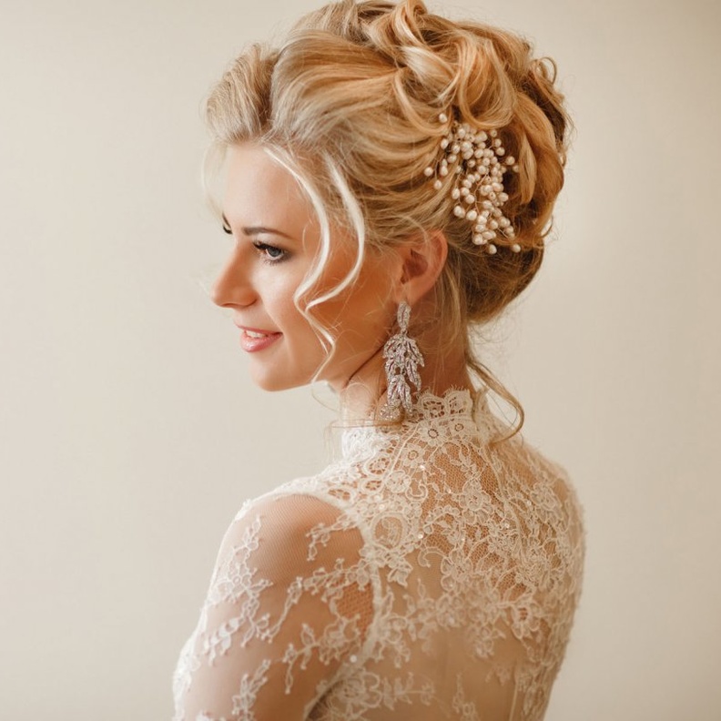 أفضل أقنعة الشعر لعلاج مشكلة الشعر الجاف والمقصف قناع الأفوكادو والموز