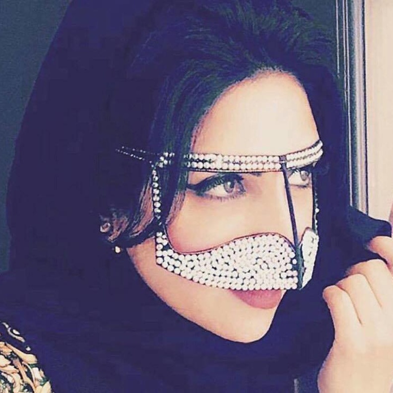 زينب العسكري تزوجت من اماراتي واعتزلت الفن