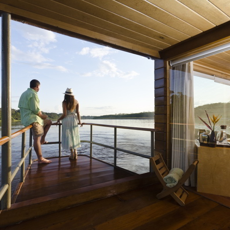 شهر العسل في غابات الامازون المطيرة – بيرو