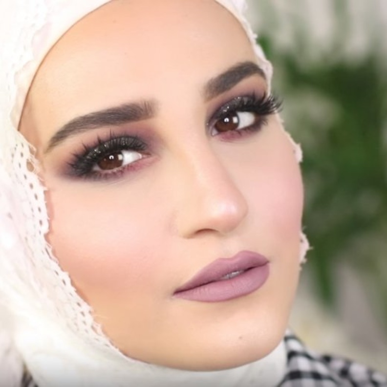 مكياج العيد بالخطوات مع دلال الدوب