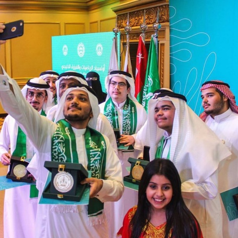 الطلبة الفائزين في الأولمبياد