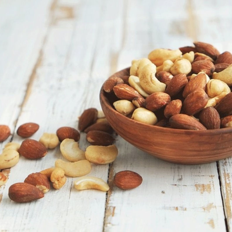 يفيد الفول السوداني في تخفيف الوزن لغناه بالالياف التي تعطي الشعور بالشبع