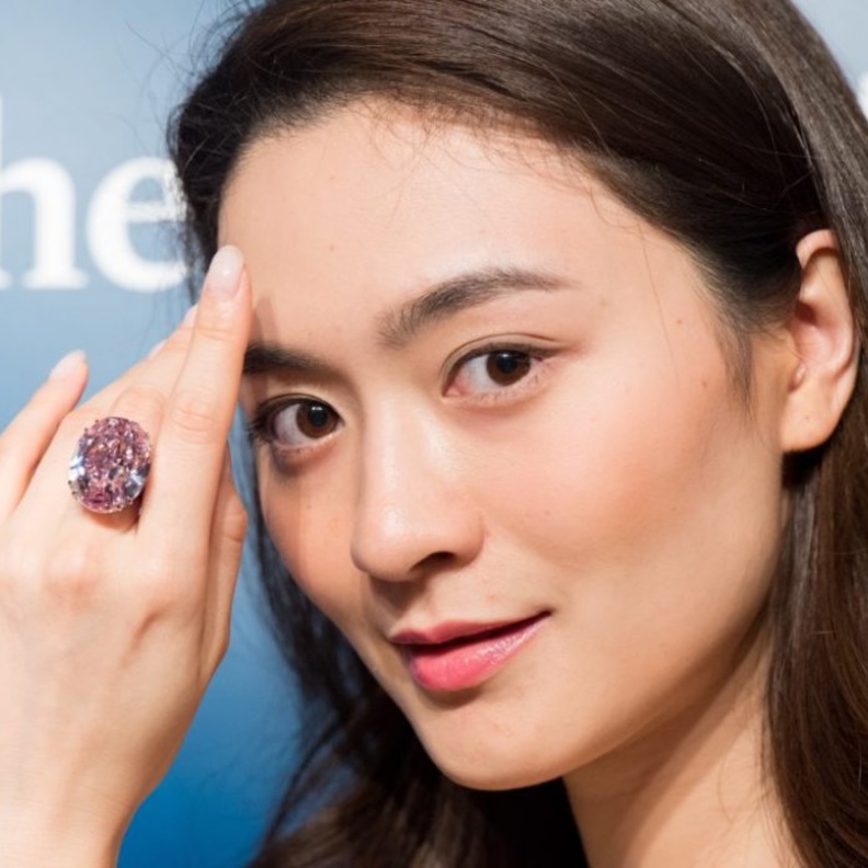 الماسة الوردية أكبر ألماسة خالية من الشوائب