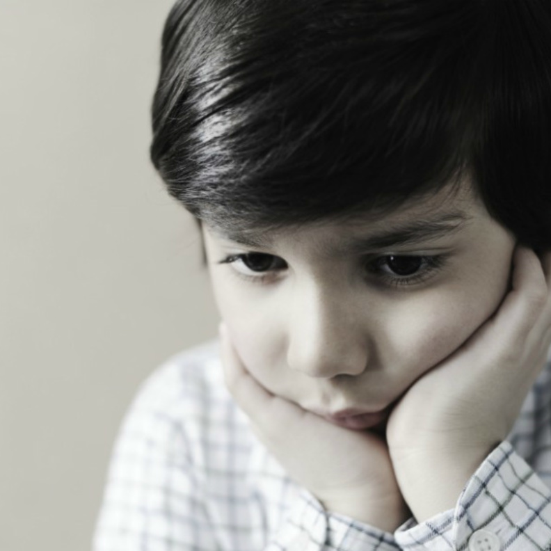 اضرار المقارنة بين الاطفال 