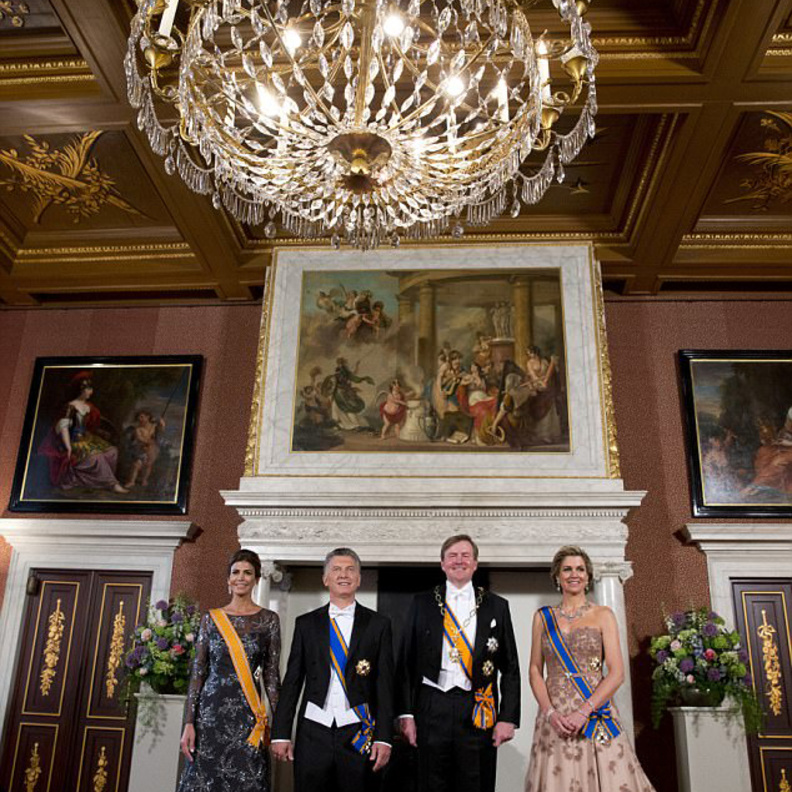 استضاف الملك فيليم ألكسندر ملك هولندا وزوجته الملكة ماكسيما الرئيس ماوريسيو ماكري وزوجته جوليانا عواضة