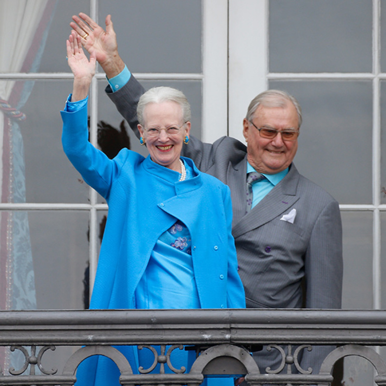 نقل الأمير هنريك زوج ملكة الدانمارك إلى المستشفى