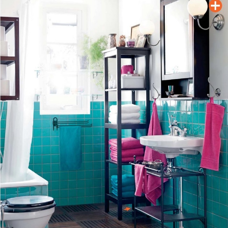 الأرضيات الملونة لحمامات بألوان الصيف 