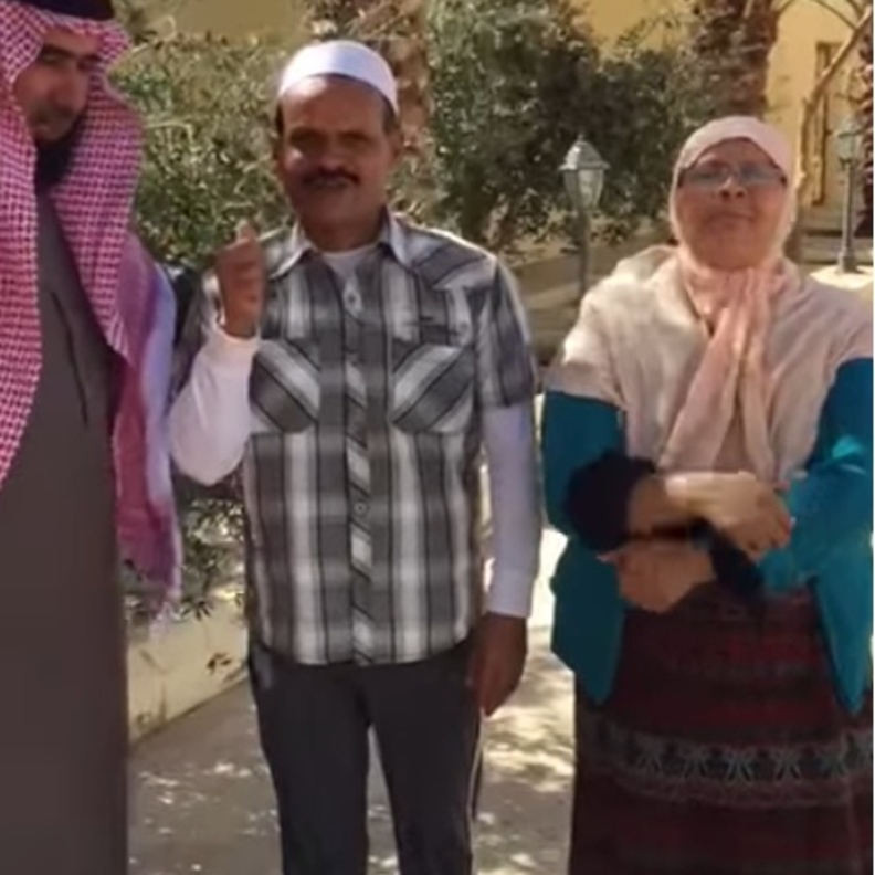 فيديو: سعودي يسافر لأبوظبي لإطلاق سراح ابن خادمه الهندي