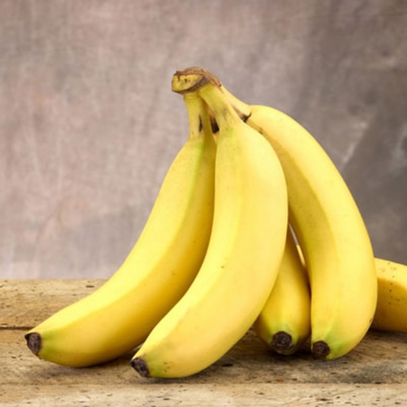 الموز يحمي من أمراض السرطان.