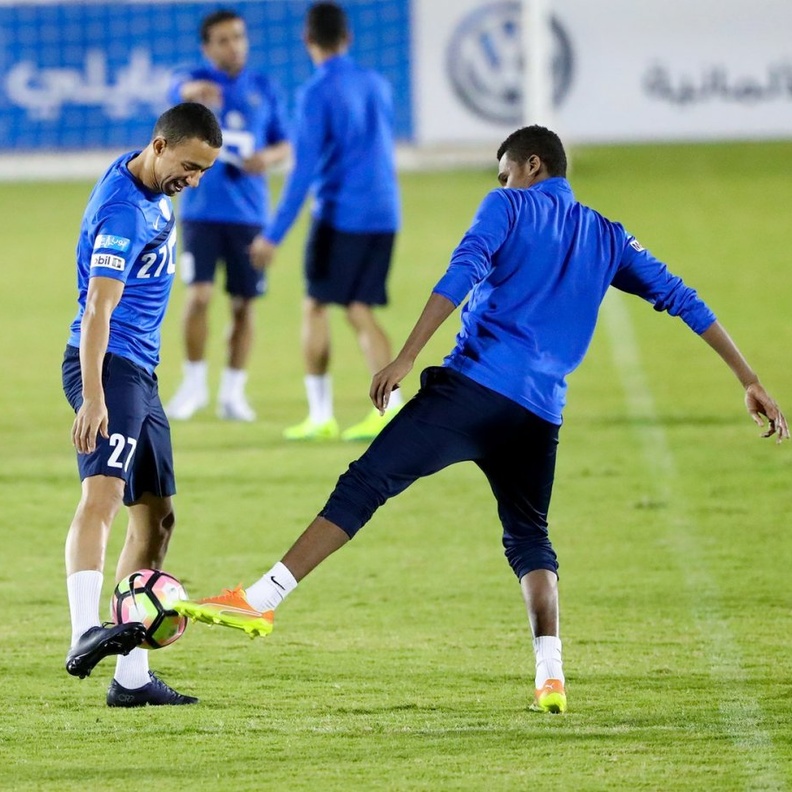 القنوات الناقلة لمباراة الهلال و الرائد