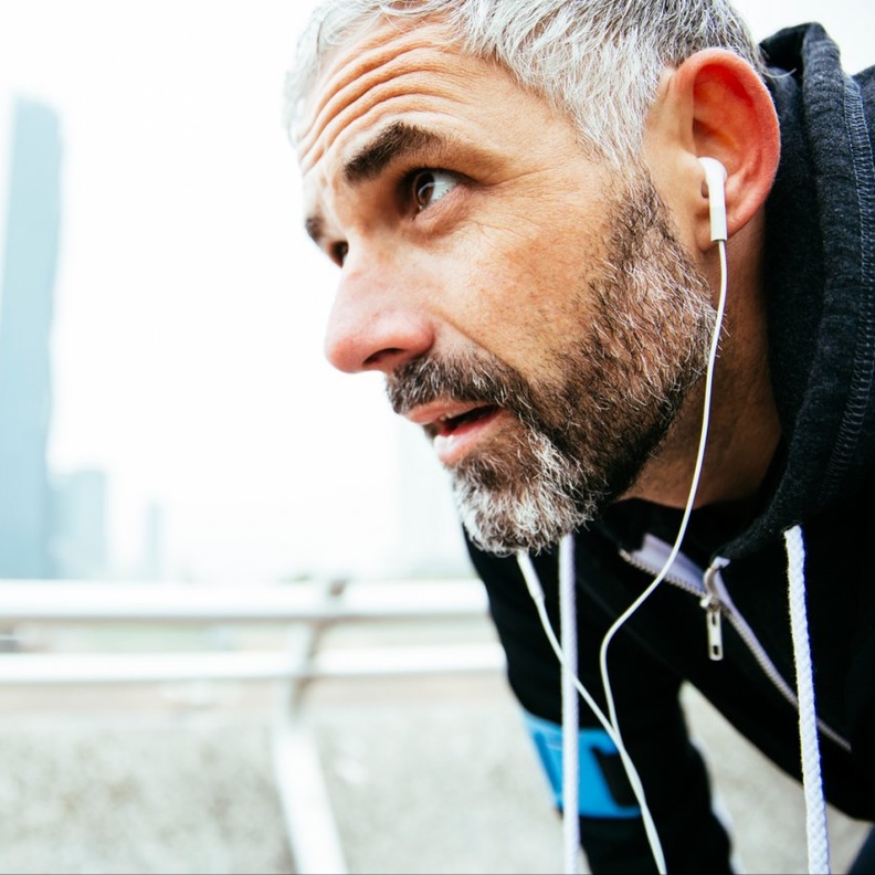 ينصح بممارسة المزيد من النشاط البدني في سن الأربعين