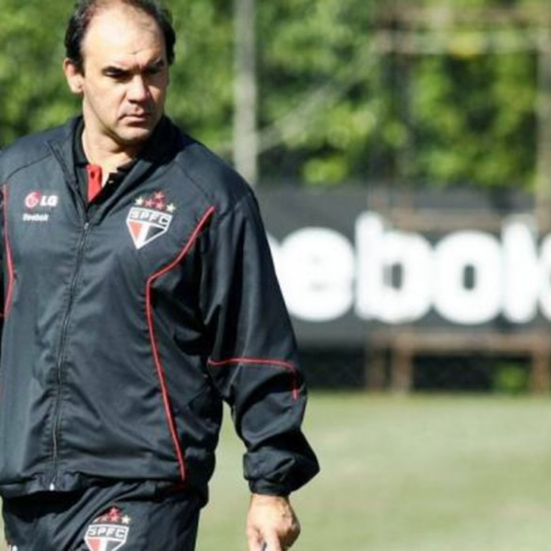 مدرب النصر البرازيلي ريكاردو غوميز