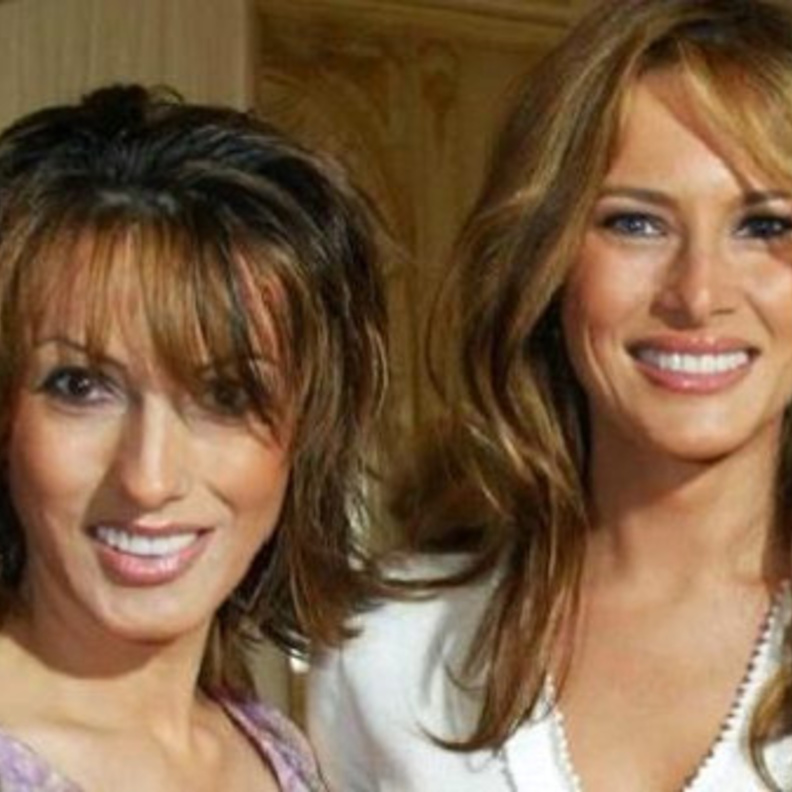 الصورة الوحيدة لميلانيا مع شقيقتها الأكبر سنا منها بعامين